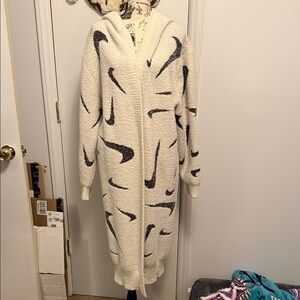 Nike Cozy Cardigan